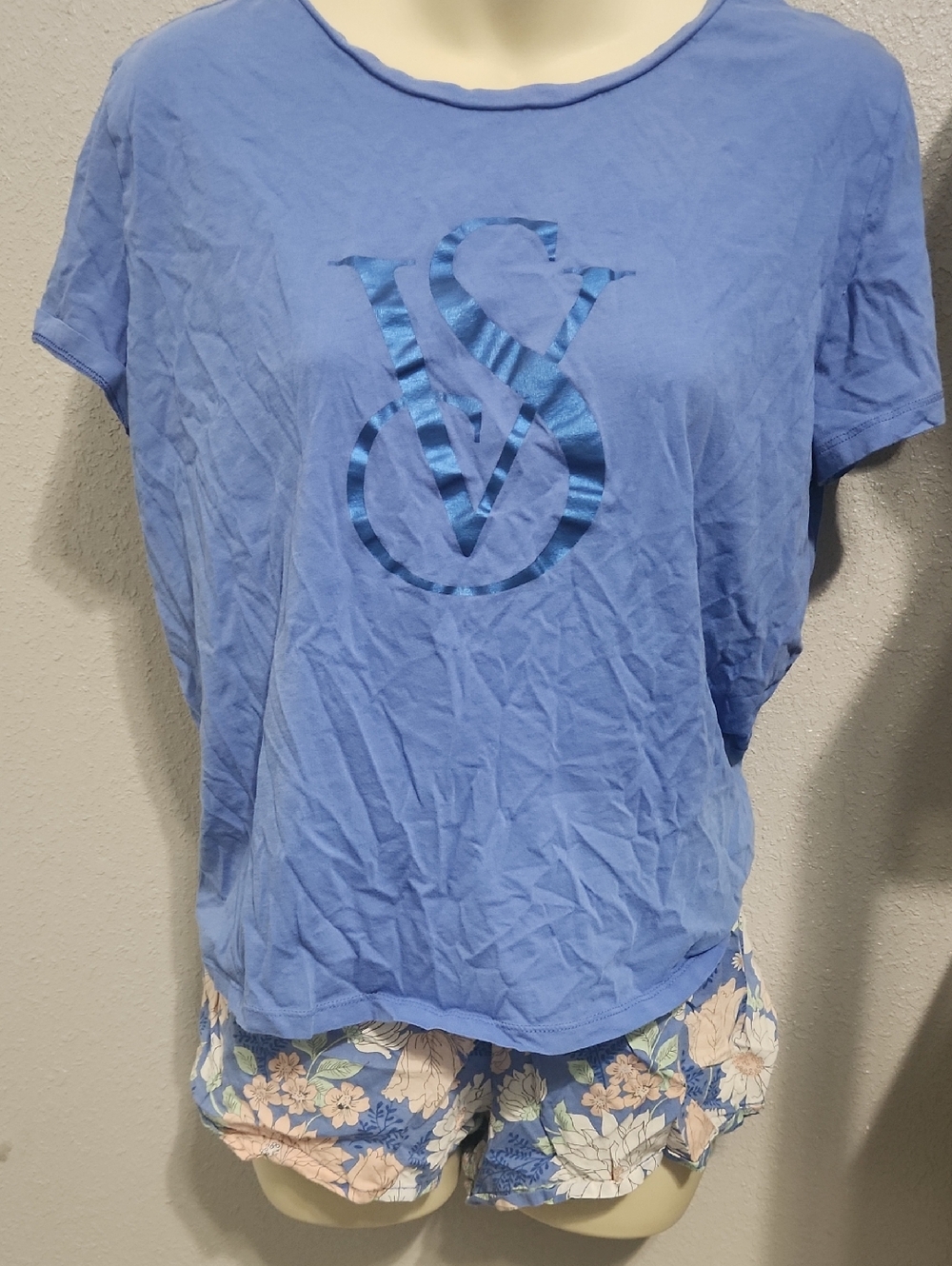 Blue Women's Logo Tee - Casual Short Sleeve Top